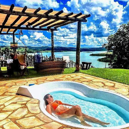 Chale Mirante, Piscina, Cachoeira, Lago E Vista Espetacular Alexania المظهر الخارجي الصورة