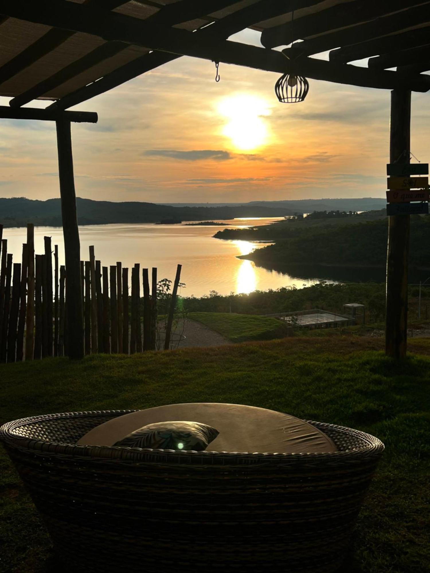 Chale Mirante, Piscina, Cachoeira, Lago E Vista Espetacular Alexania المظهر الخارجي الصورة